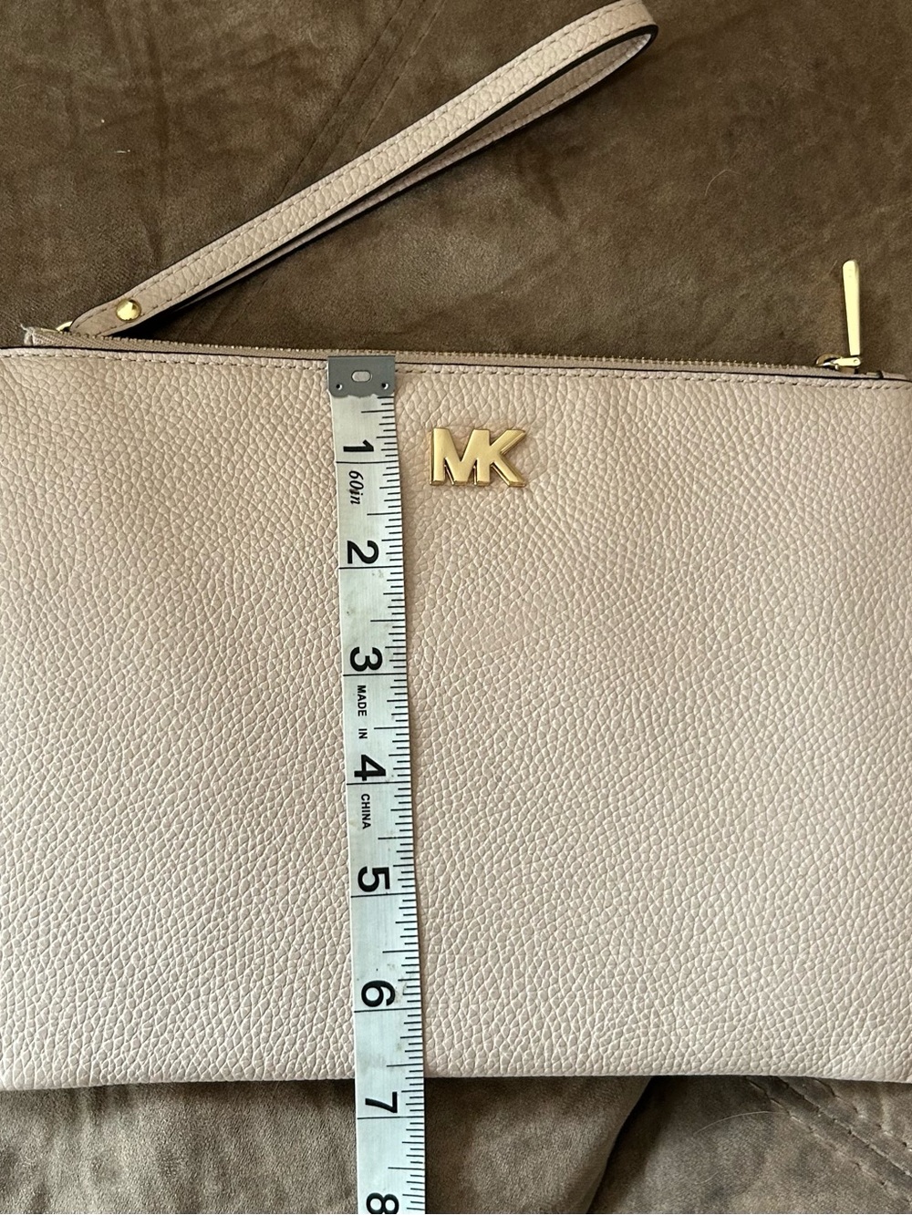 Michael Kors | Large Wristlet - Picture 10 of 11